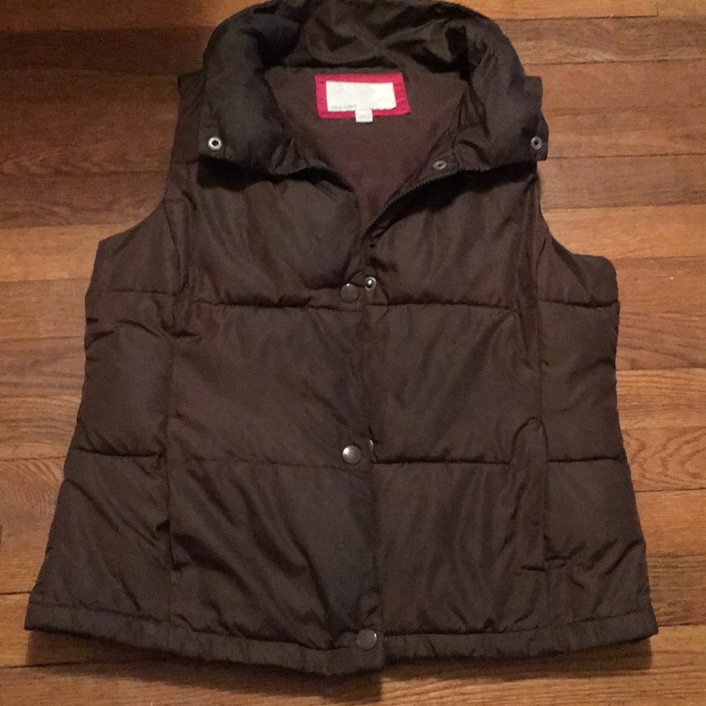 Old navy puffy vest